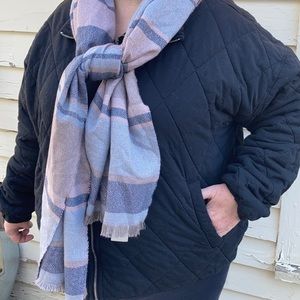 NWT‎ Maurices Striped wrap/ scarf